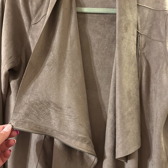 NWT BLANKNYC Drape Front Suede Jacket - Picture 2 of 5